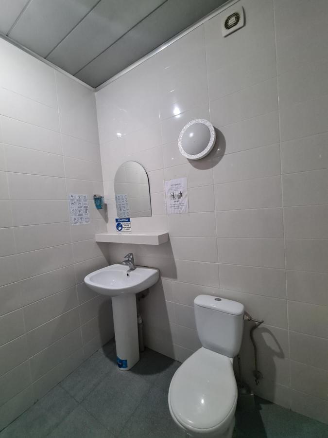 טביליסי Hotel Bu מראה חיצוני תמונה