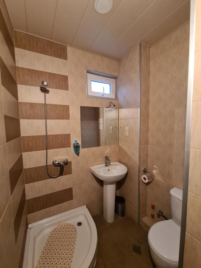טביליסי Hotel Bu מראה חיצוני תמונה