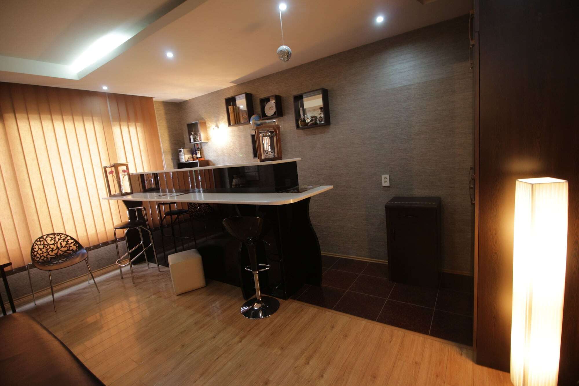 טביליסי Hotel Bu מראה חיצוני תמונה